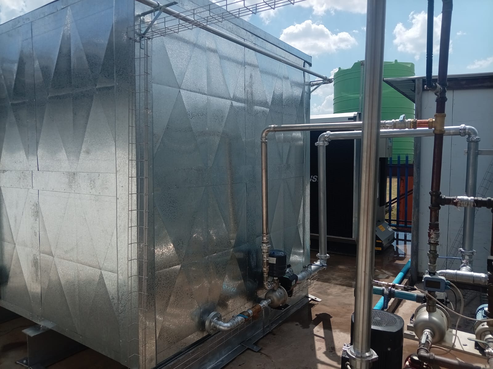 Water tank installation project